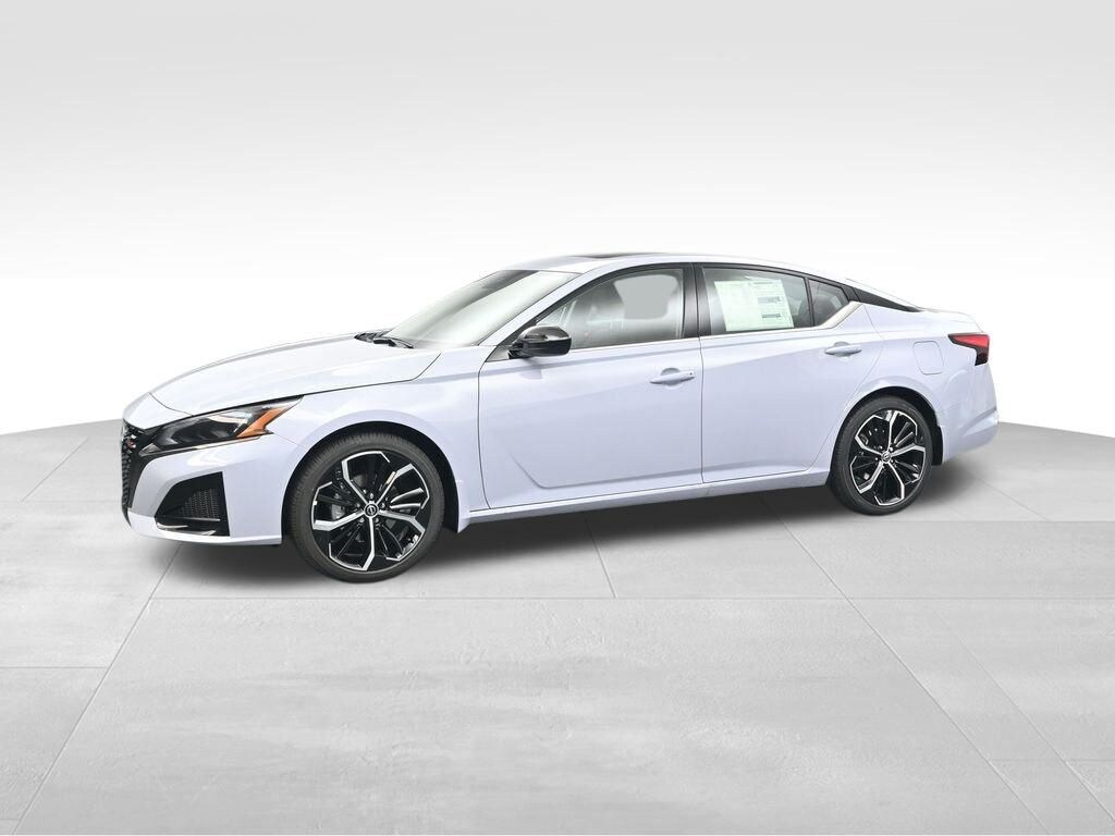 New 2025 Nissan Altima 2.5 SR Sedan