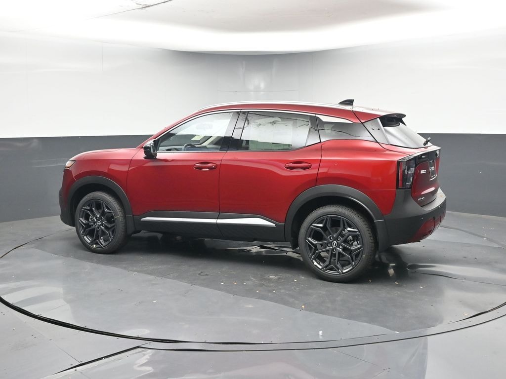 New 2026 Nissan Kicks SR SUV