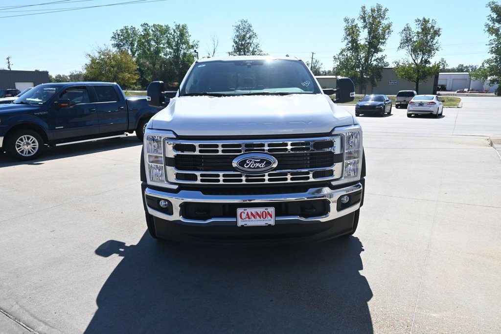 New 2027 Ford F-450SD XL Truck Crew Cab