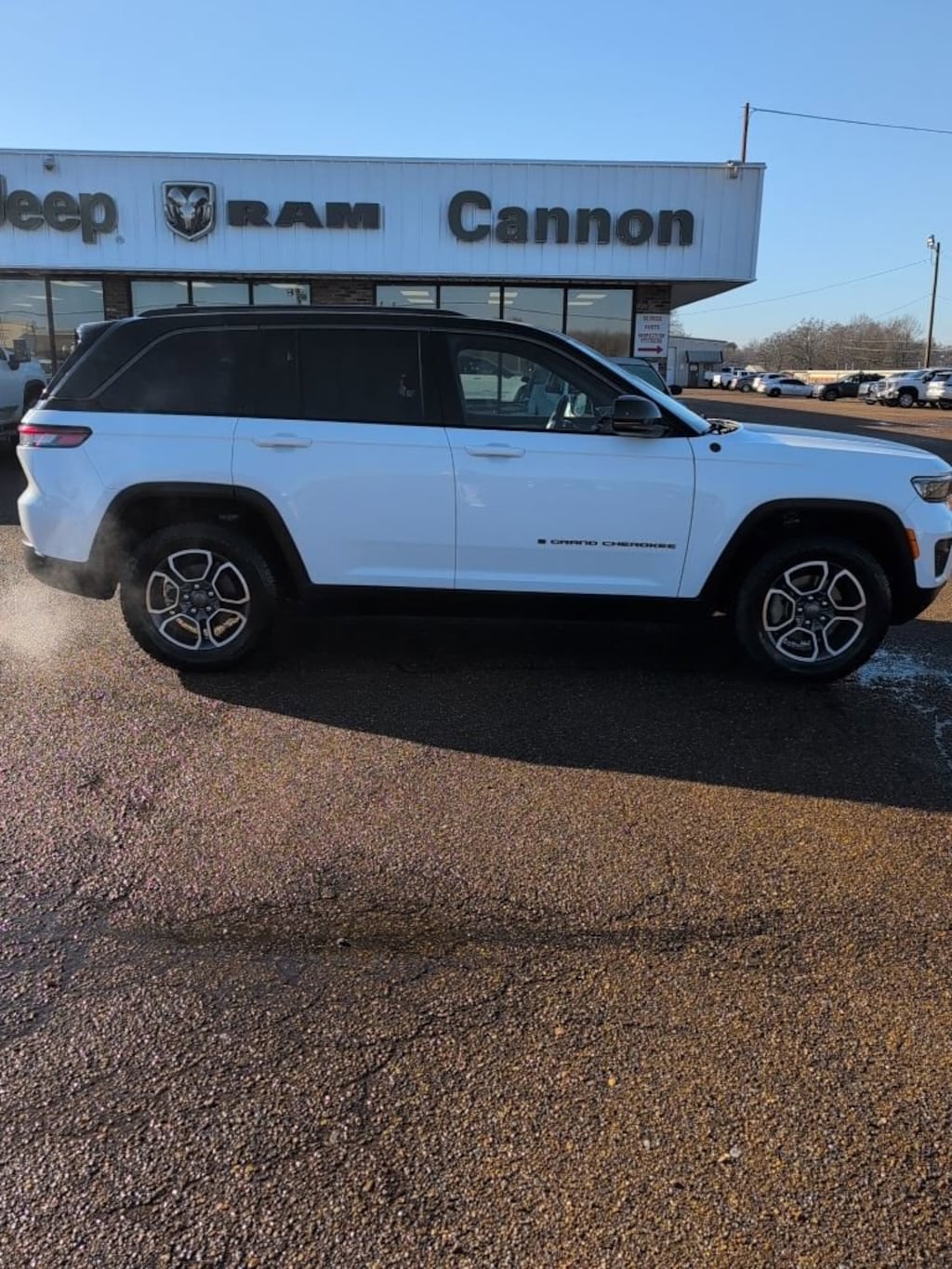 Used 2022 Jeep Grand Cherokee Trailhawk SUV