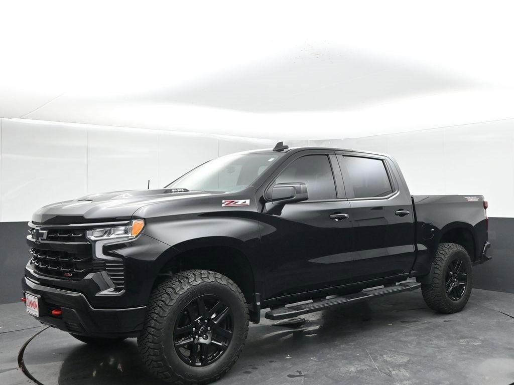Used 2025 Chevrolet Silverado 1500 LT Trail Boss Truck Crew Cab