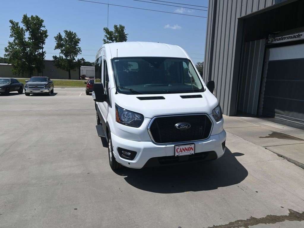 New 2025 Ford Transit-350 Passenger Passenger Van XLT Wagon Medium Roof Van