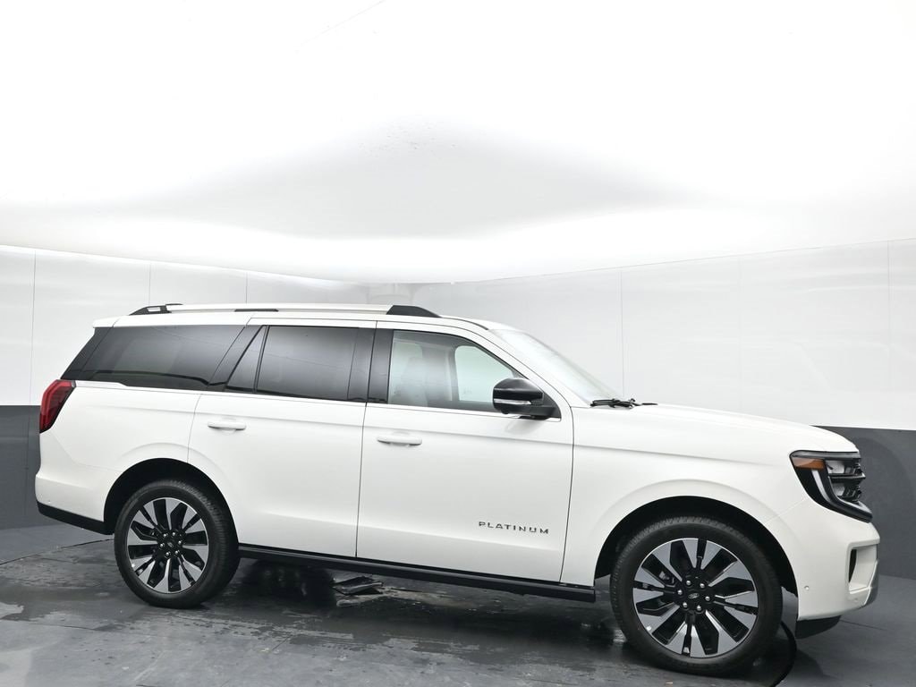 2025 Ford Expedition Platinum's photo