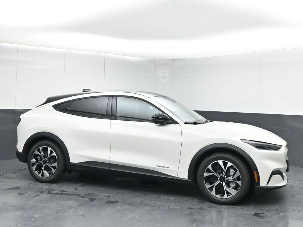 2025 Ford Mustang Mach-E Select RWD's photo