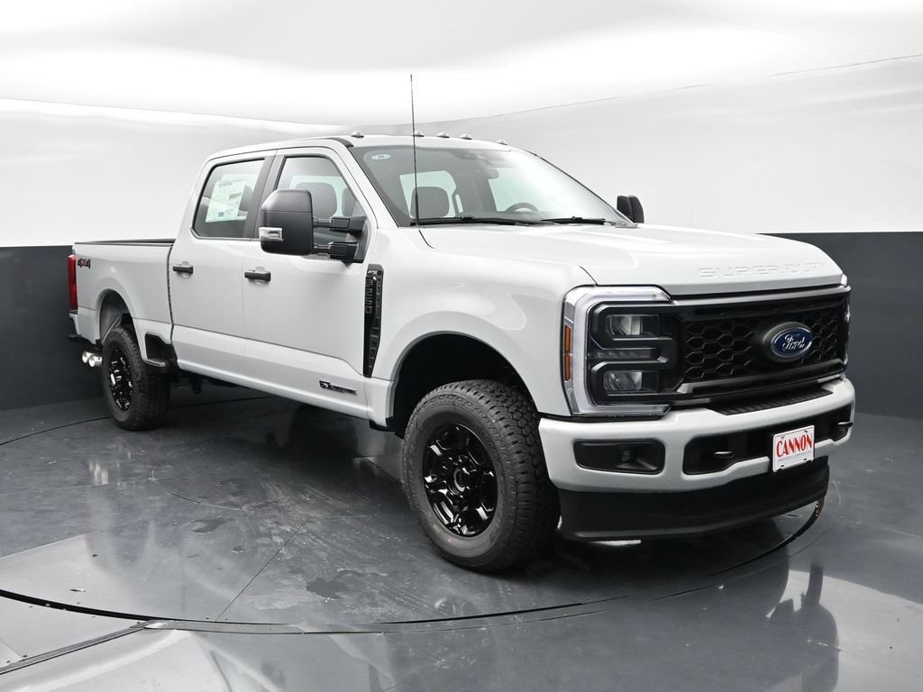 New 2026 Ford F-250 Truck Crew Cab