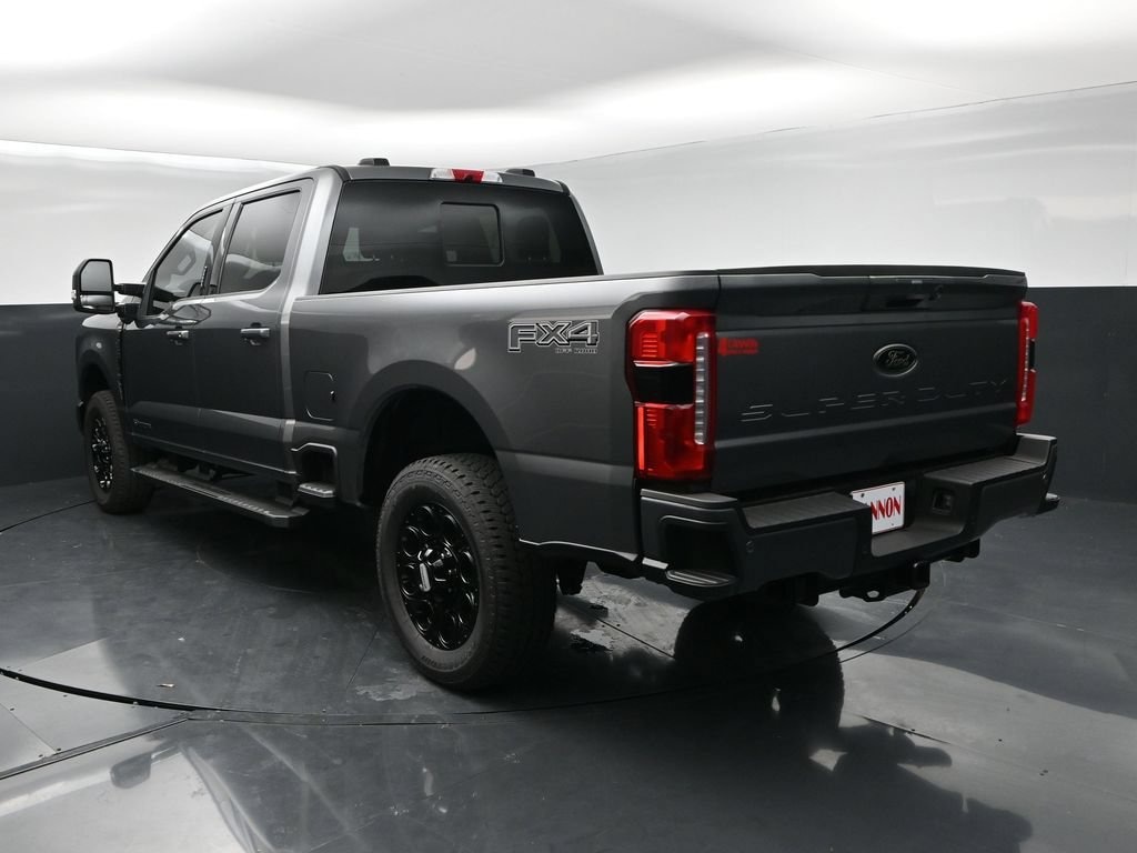 New 2026 Ford F-250SD Lariat Truck Crew Cab