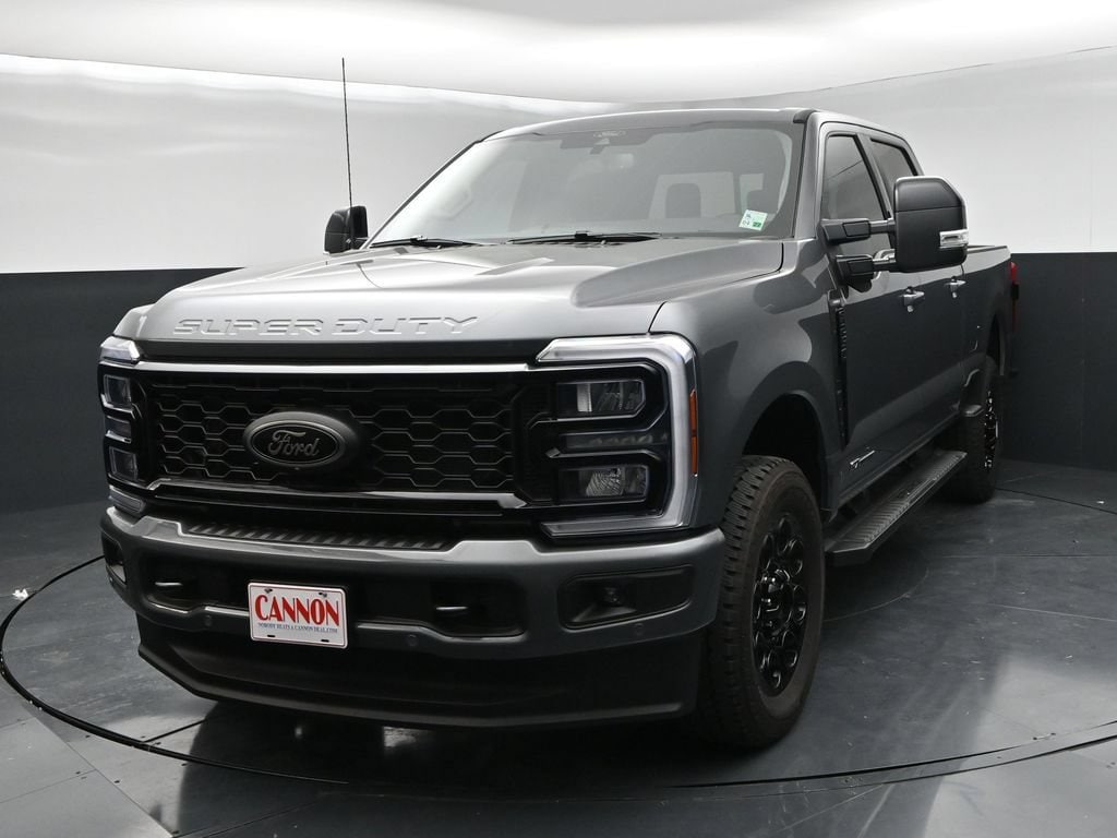 New 2026 Ford F-250SD Lariat Truck Crew Cab