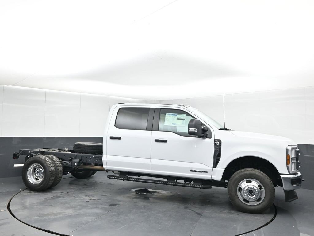 New 2026 Ford F-350 Chassis F-350 XL Truck Crew Cab