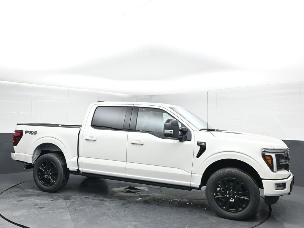 2025 Ford F-150 Platinum's photo