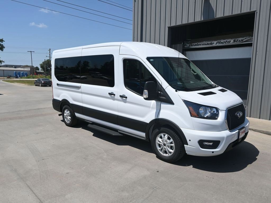 New 2025 Ford Transit-350 Passenger Passenger Van XLT Wagon Medium Roof Van