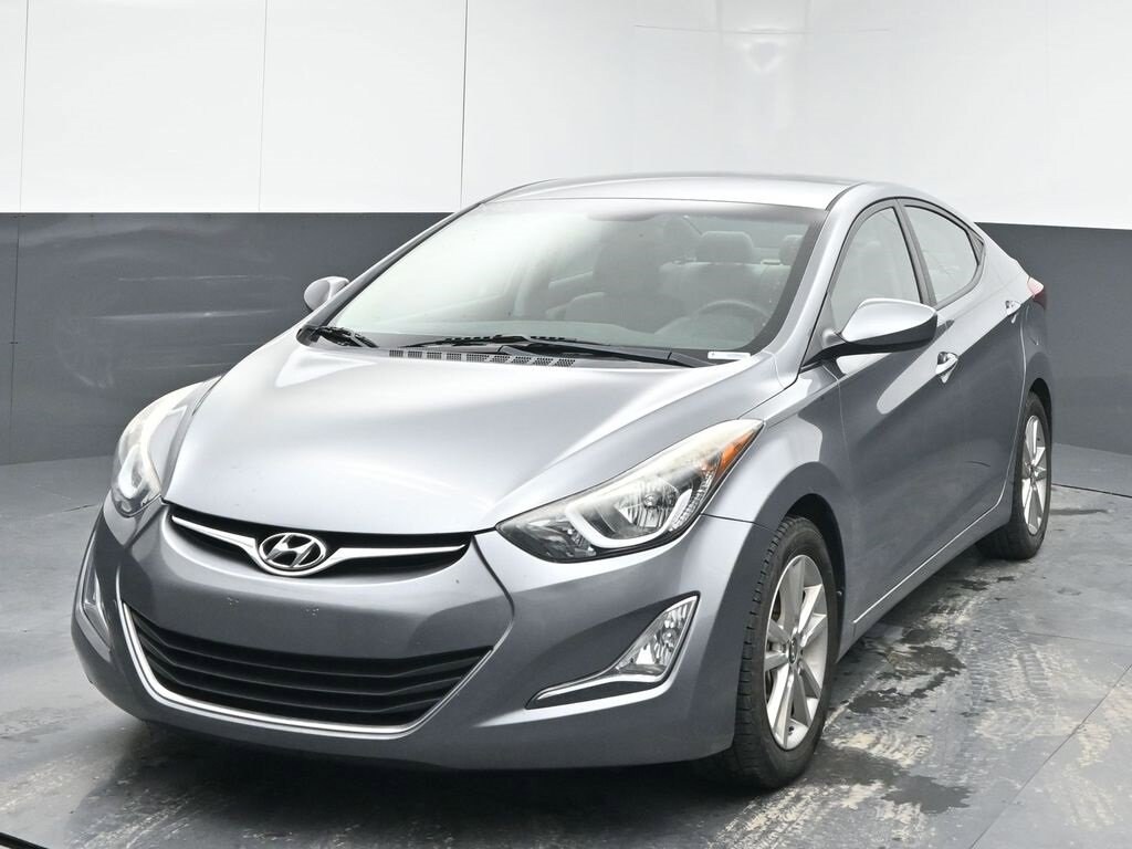 Used 2016 Hyundai Elantra SE Sedan
