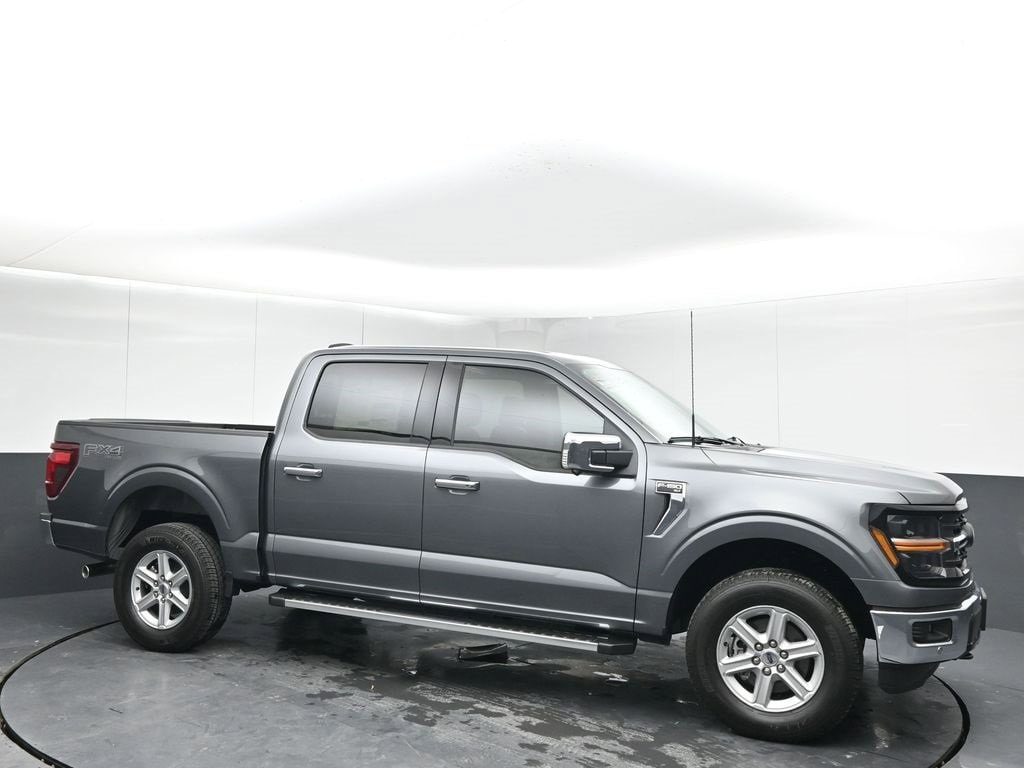 2025 Ford F-150 XLT's photo
