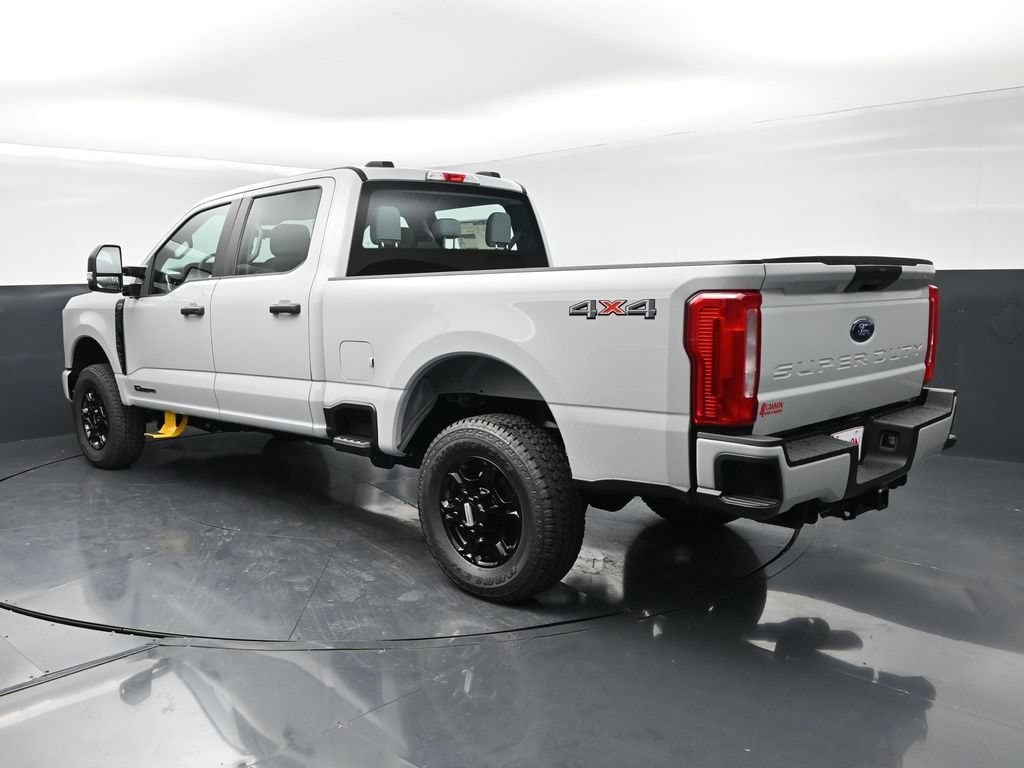 New 2026 Ford F-250 Truck Crew Cab