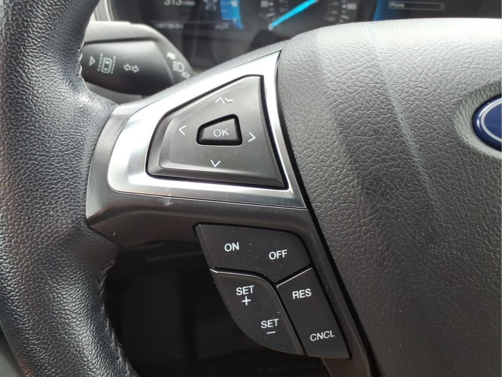 2023 Ford Edge SEL - Photo 19