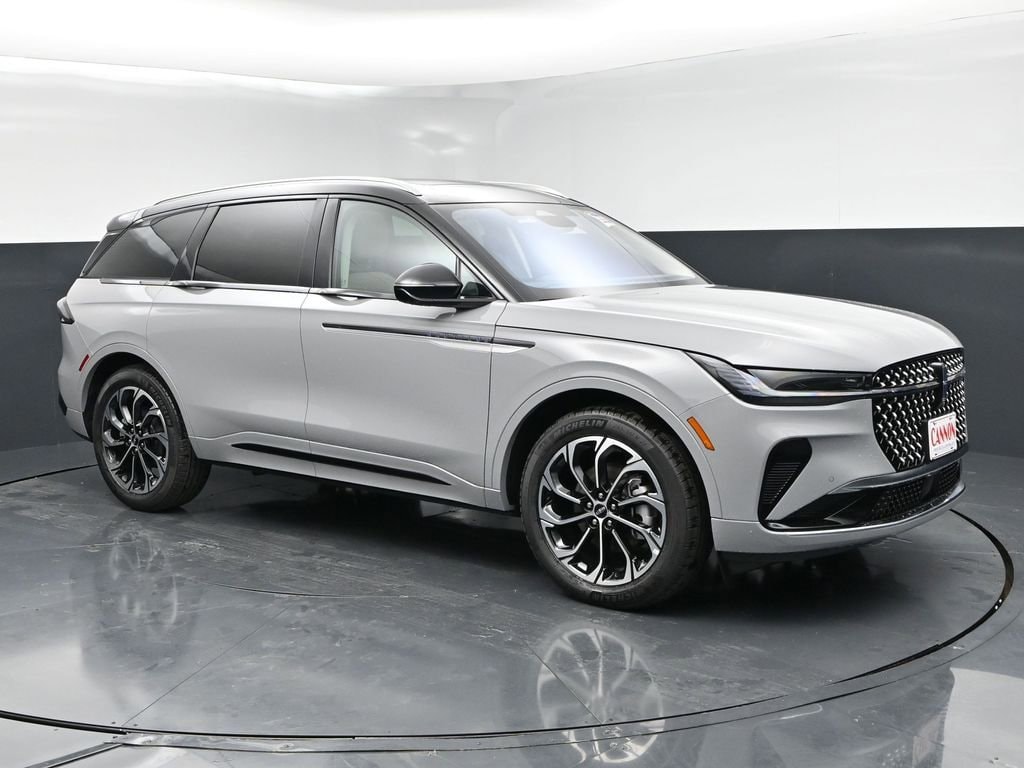 2026 Lincoln Nautilus Reserve AWD's photo