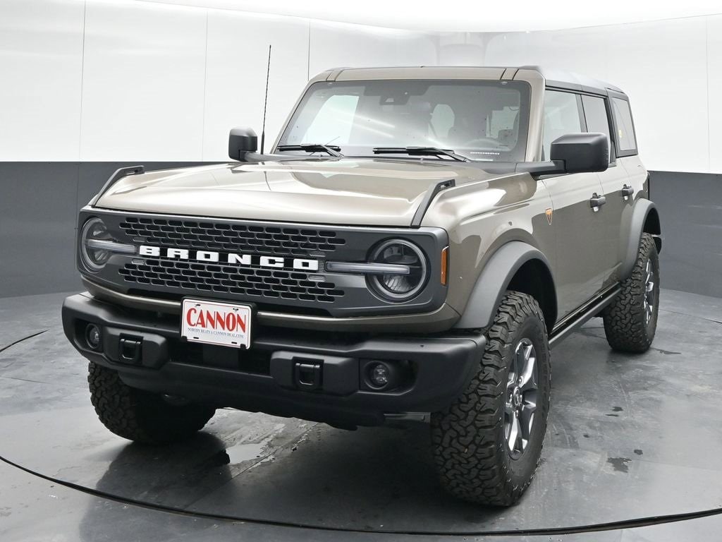 New 2025 Ford Bronco Badlands SUV