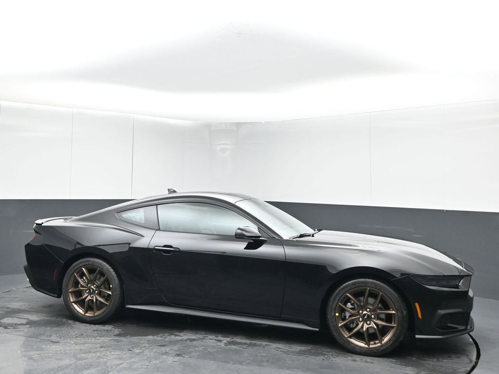 2026 Ford Mustang Coupe 