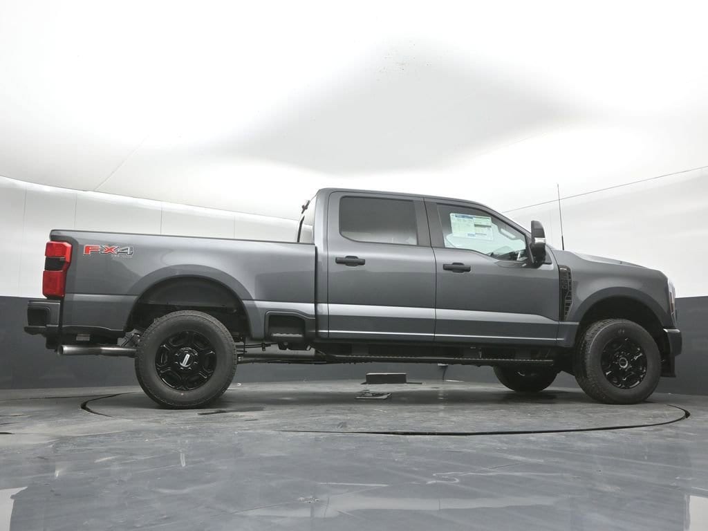 2026 Ford F-250 Super Duty XL - Photo 33
