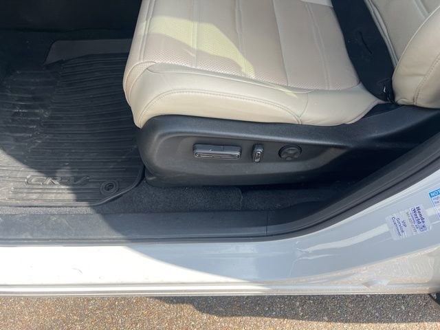 2022 Honda CR-V Touring - Photo 26