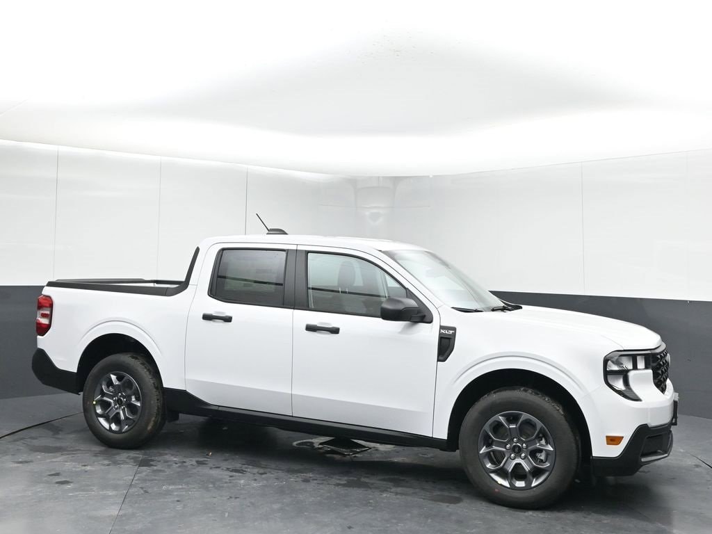New 2026 Ford Maverick XLT Truck SuperCrew