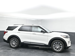 2025 Ford Explorer Platinum SUV