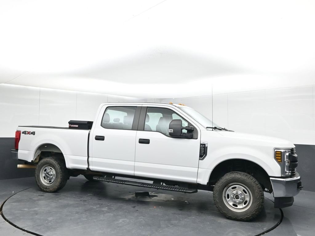 2019 Ford F-250 Super Duty XL's photo