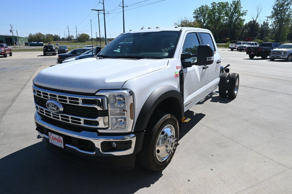 New 2027 Ford F-450SD XL Truck Crew Cab