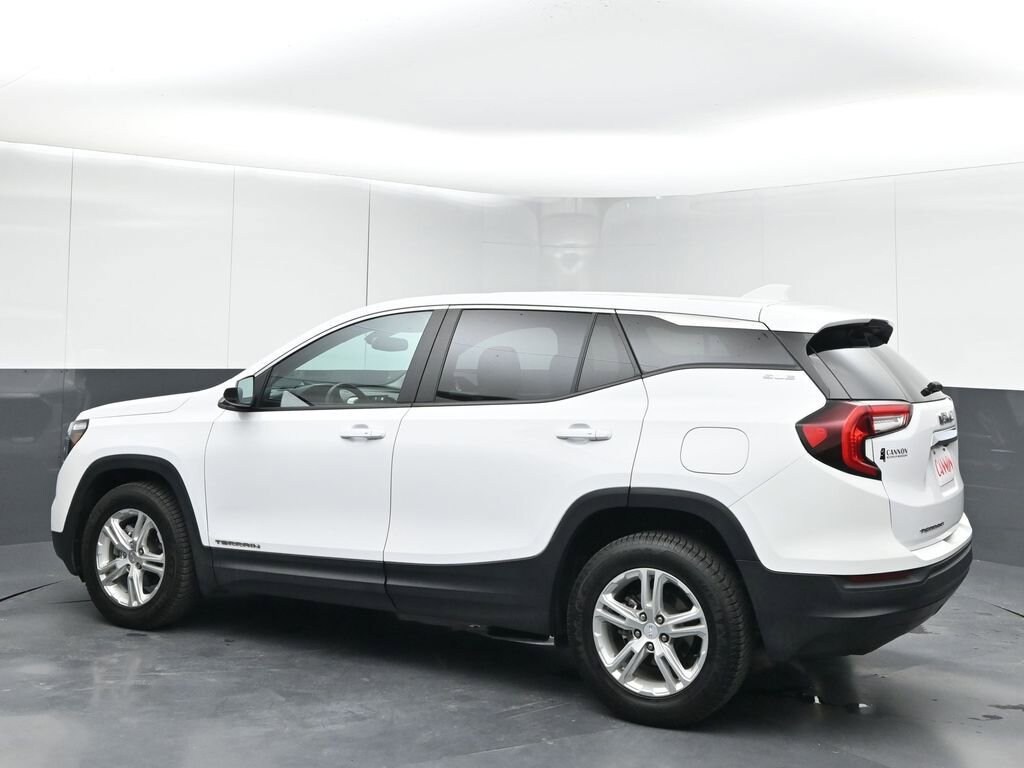 Used 2023 GMC Terrain SLE FWD SLE