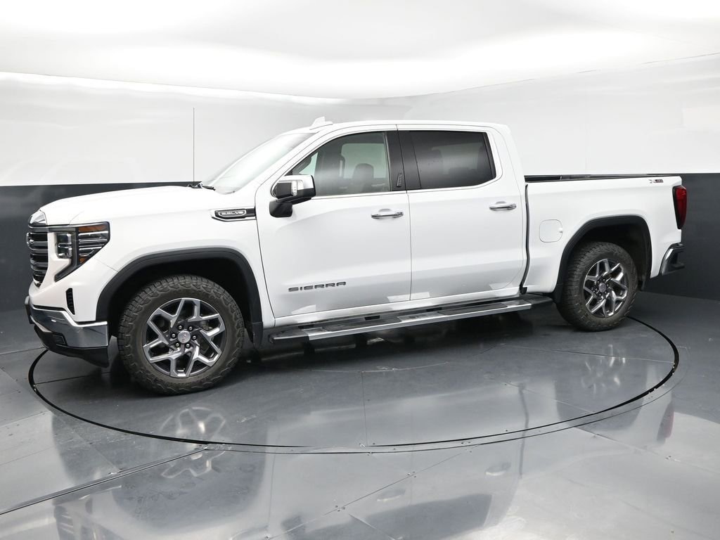 Used 2022 GMC Sierra 1500 SLT 4WD Crew Cab 147 SLT