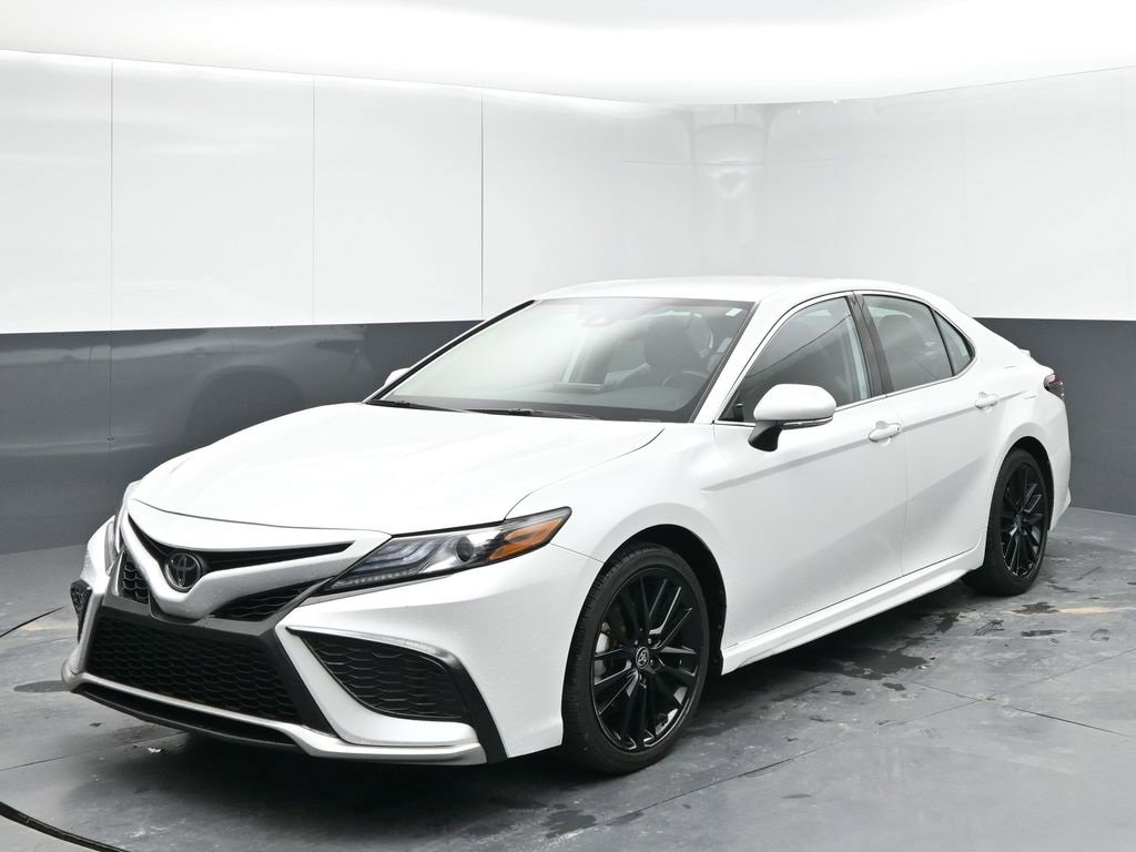 2023 Toyota Camry XSE photo 3