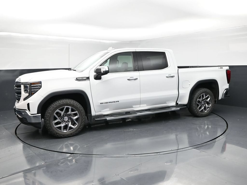Used 2022 GMC Sierra 1500 SLT 4WD Crew Cab 147 SLT
