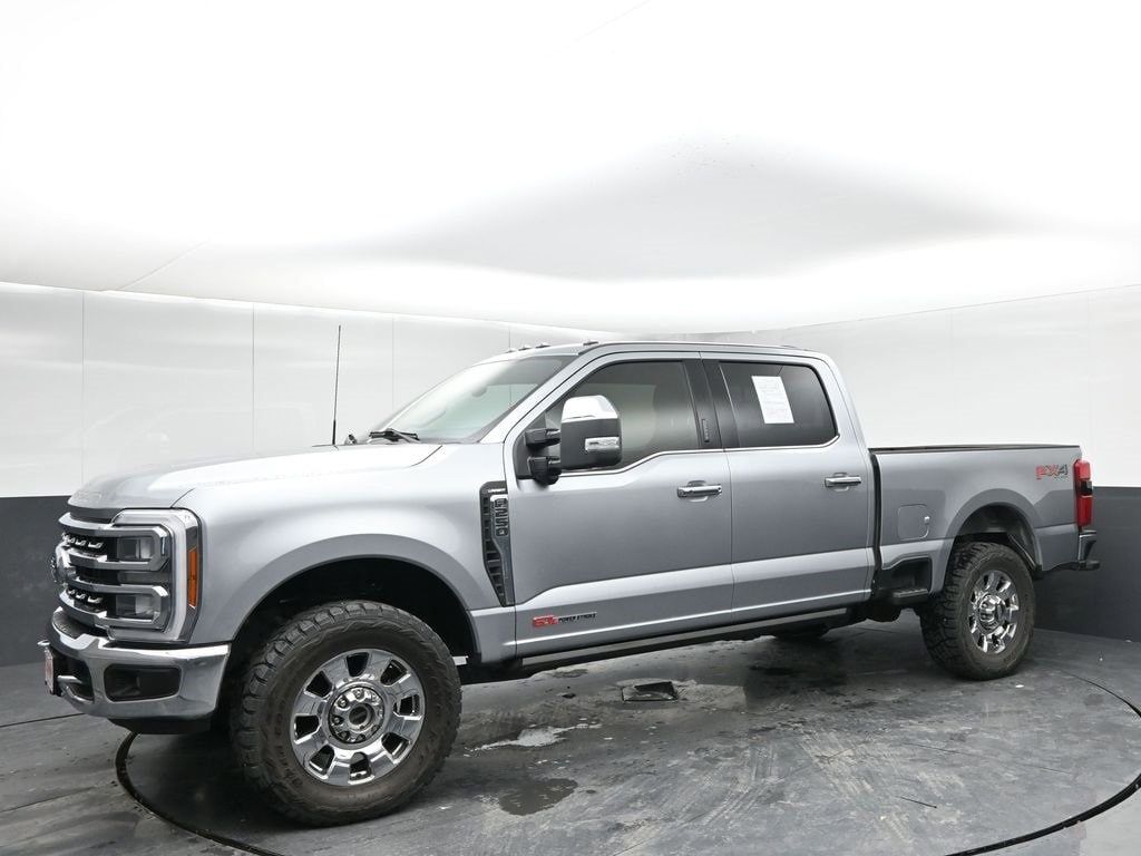Used 2023 Ford Super Duty F-250 SRW Lariat LARIAT 4WD Crew Cab 6.75 Box