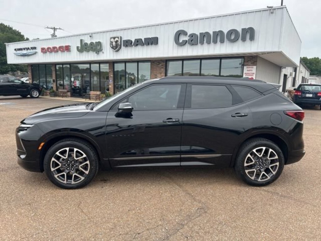 Used 2023 Chevrolet Blazer RS FWD RS