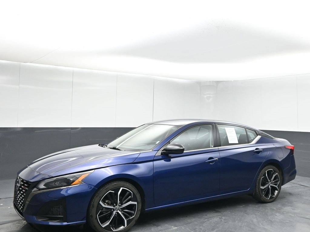 Used 2024 Nissan Altima 2.5 SR Sedan