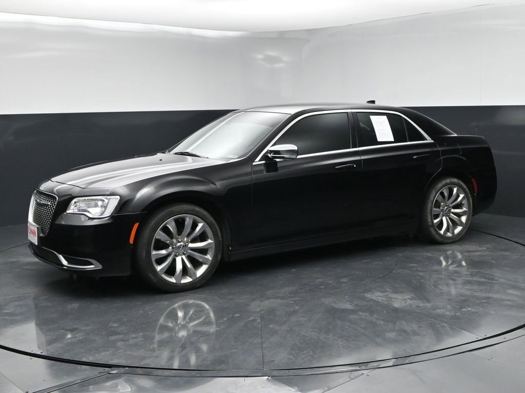 Used 2019 Chrysler 300 Touring Touring RWD