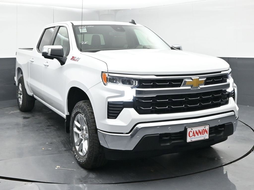 Used 2025 Chevrolet Silverado 1500 LT 4WD Crew Cab 147 LT w/1LT