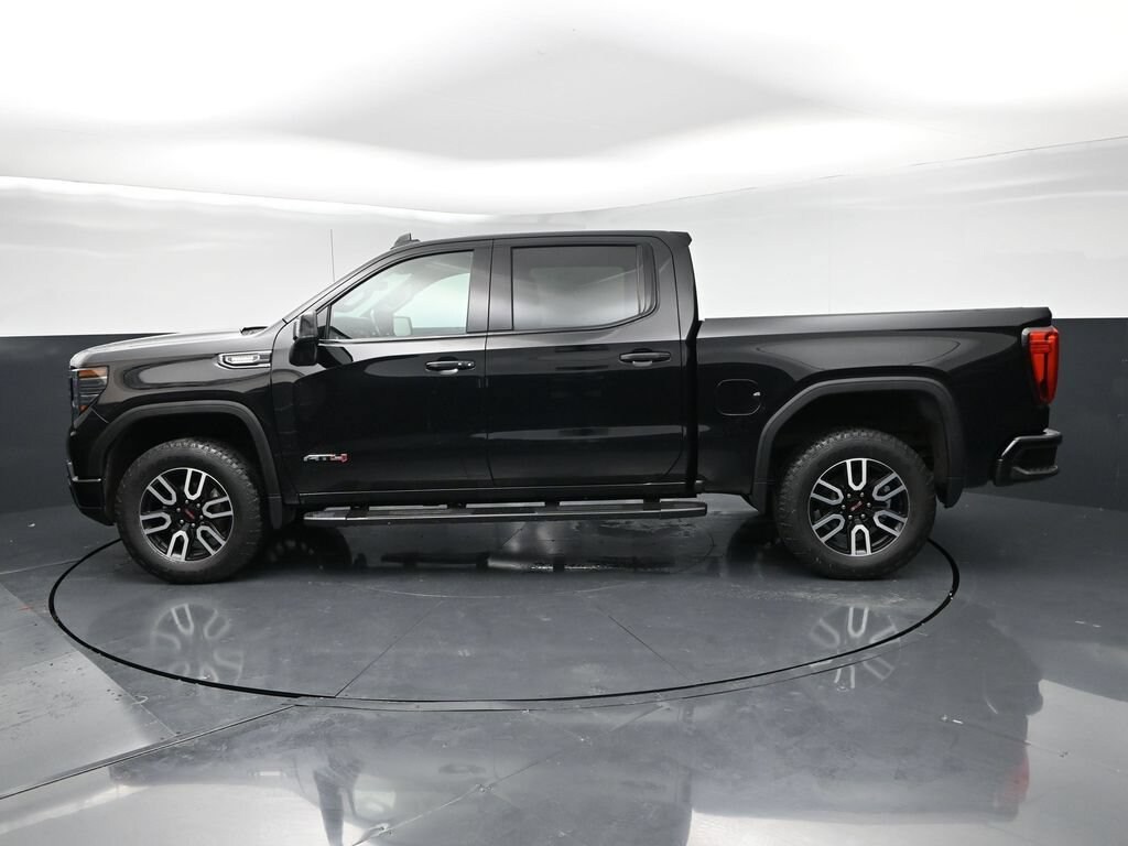 Used 2022 GMC Sierra 1500 AT4 4WD Crew Cab 147 AT4