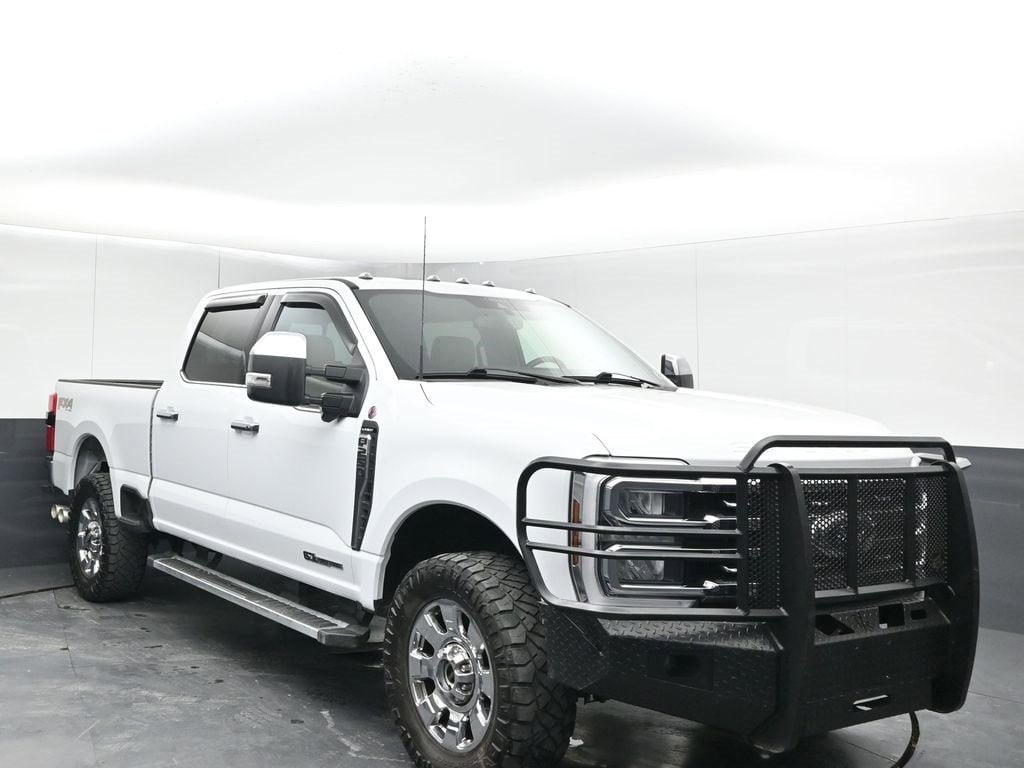 Used 2024 Ford Super Duty F-250 SRW Lariat LARIAT 4WD Crew Cab 6.75 Box