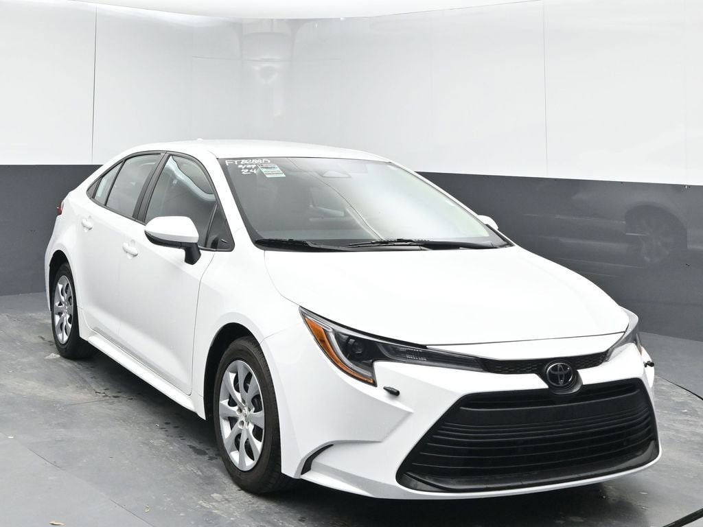 Used 2024 Toyota Corolla LE LE CVT