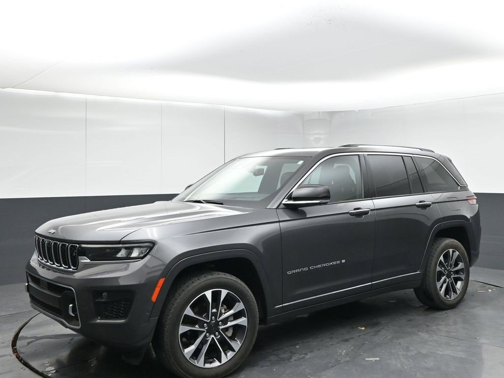 2024 Jeep Grand Cherokee Overland photo 4