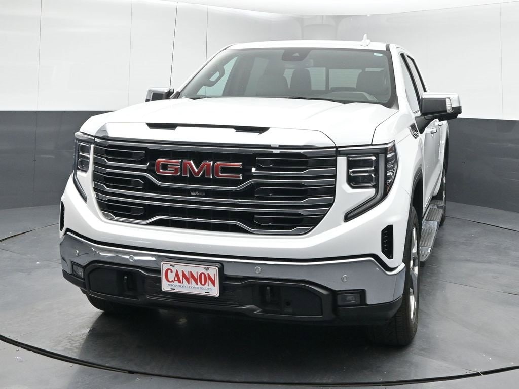 Used 2022 GMC Sierra 1500 SLT 4WD Crew Cab 147 SLT