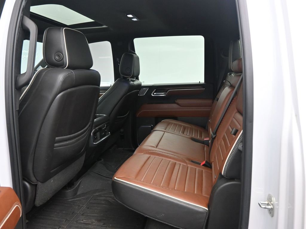 2024 Gmc Sierra HD Denali Ultimate photo 2