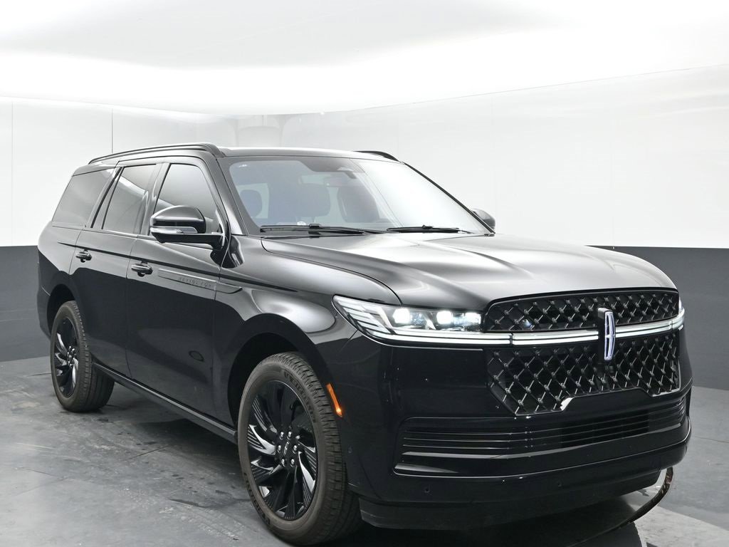 2025 Lincoln Navigator Reserve photo 2
