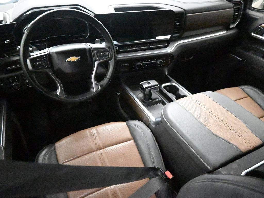 Used 2024 Chevrolet Silverado 1500 High Country 4WD Crew Cab 147 High Country