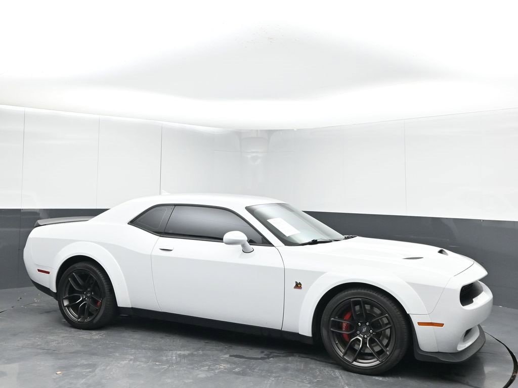 2022 Dodge Challenger R/T's photo