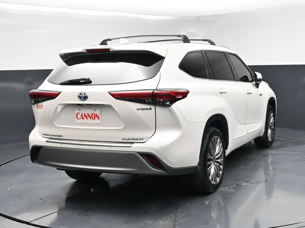 Used 2021 Toyota Highlander Platinum Hybrid Platinum FWD