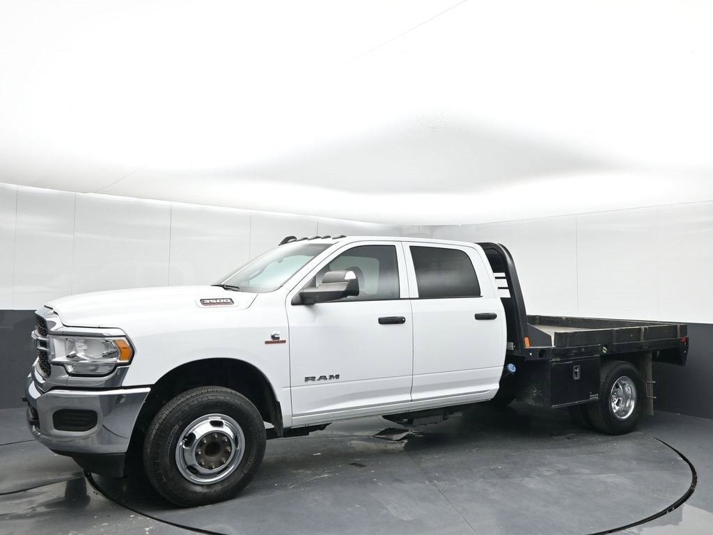 Used 2022 Ram 3500 Chassis Cab Tradesman Tradesman 4WD Crew Cab 60 CA 172.4 WB