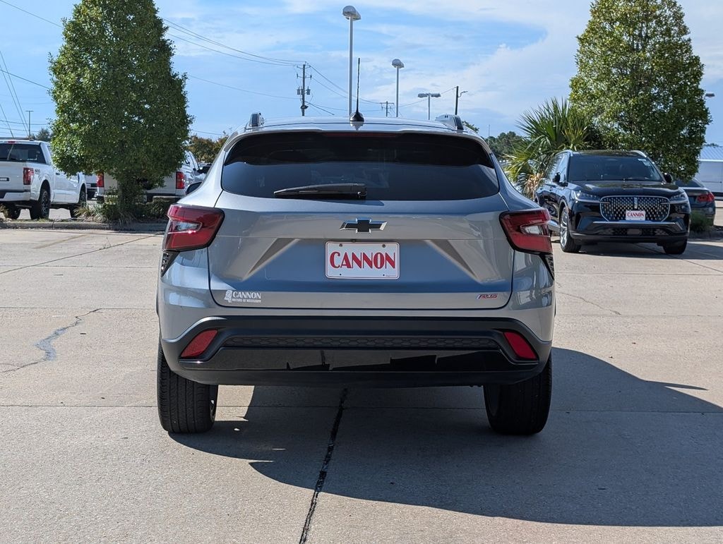Used 2024 Chevrolet Trax 2RS SUV