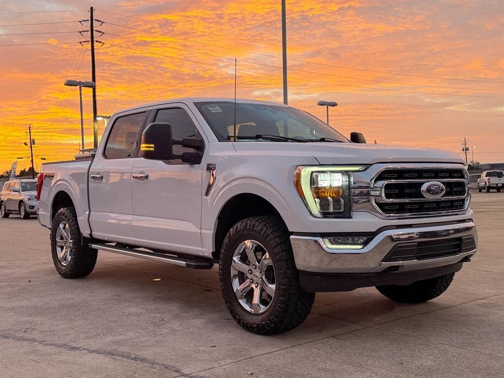 2022 Ford F-150 XLT photo 3