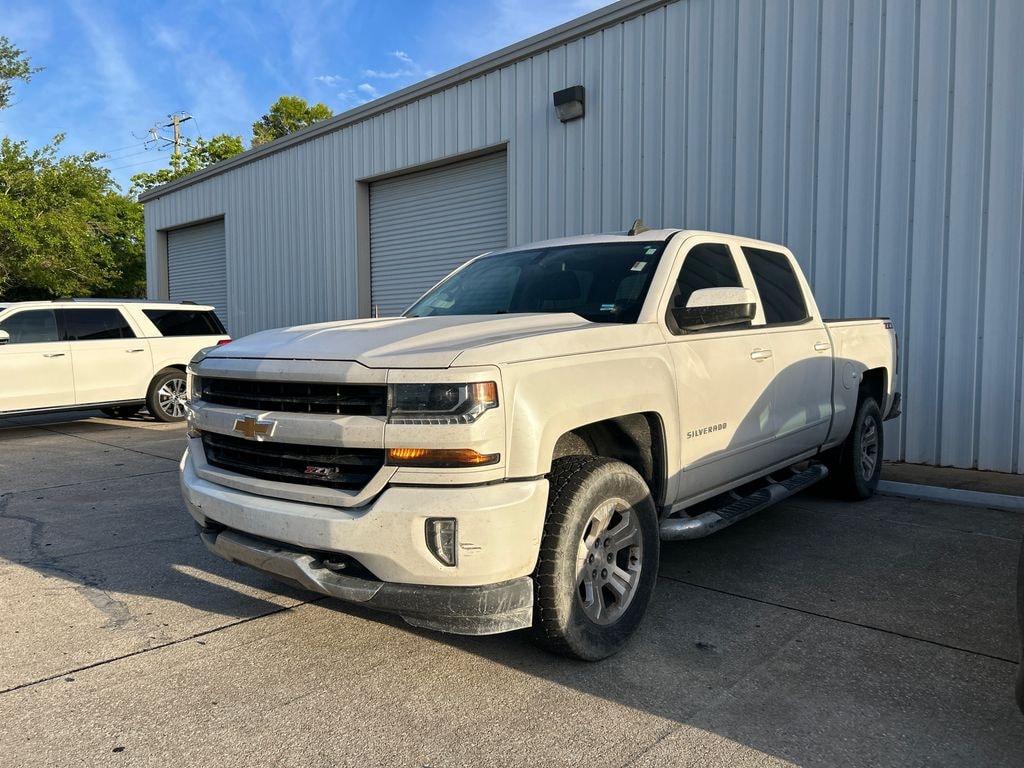 Used 2018 Chevrolet Silverado 1500 LT Truck Crew Cab